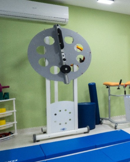 Roată multifuncțională pentru recuperarea umărului